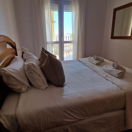 Apartamentos Latin Nerja Luaran gambar