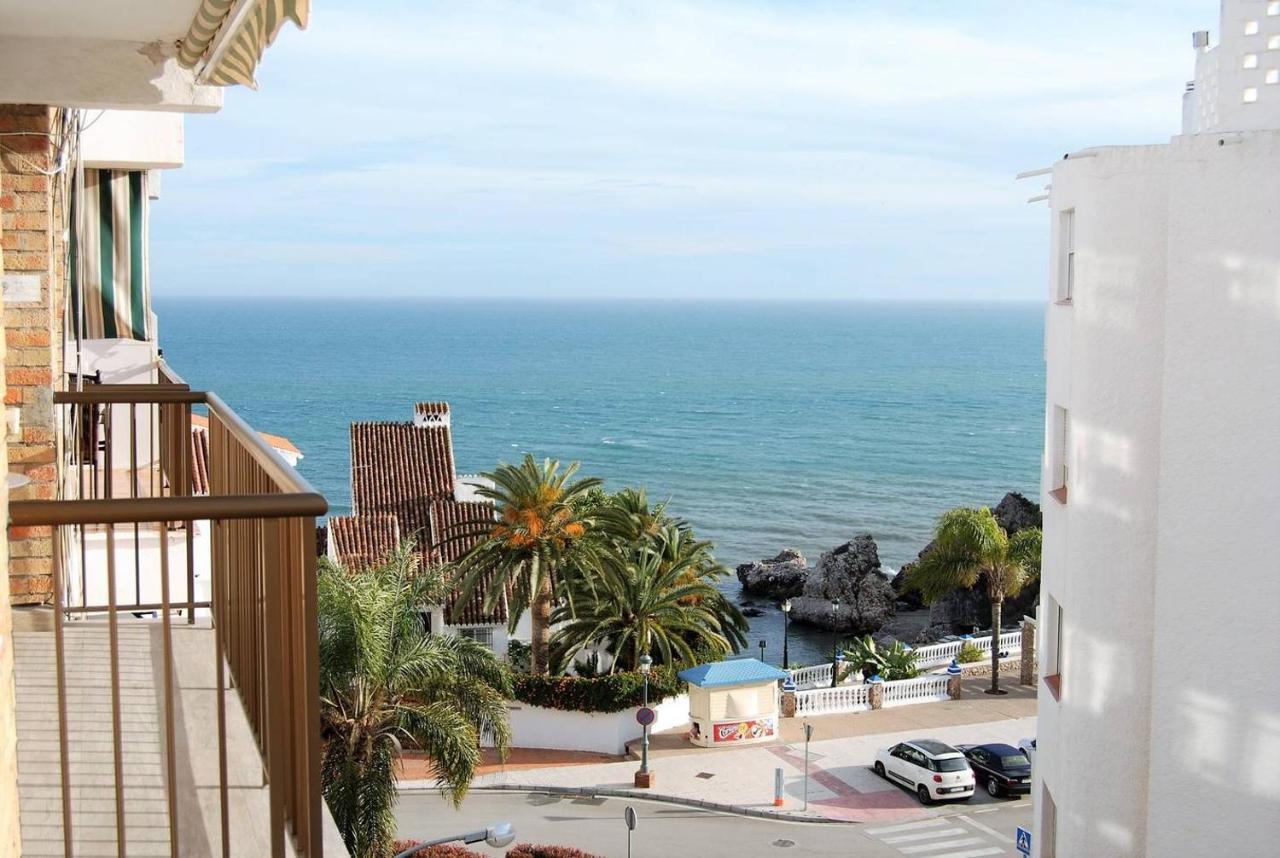 Apartamentos Latin Nerja Luaran gambar